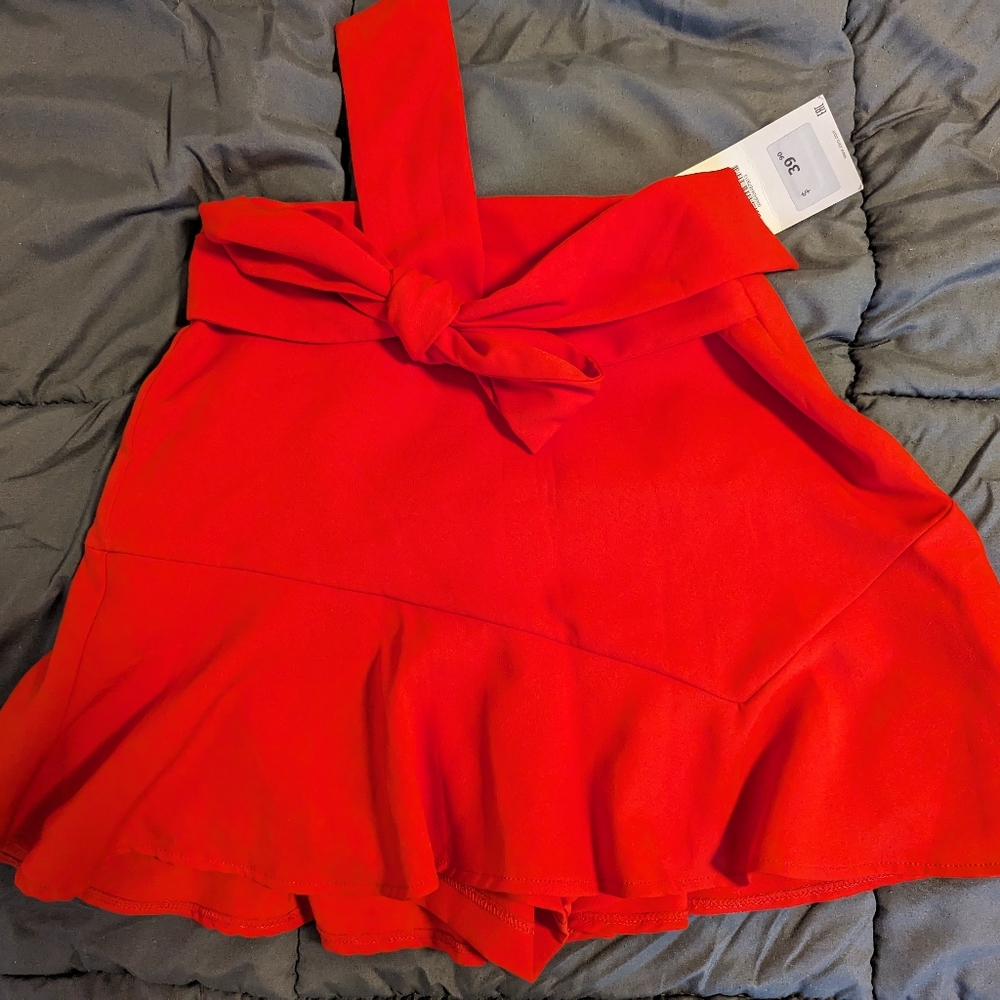 Zara red skort